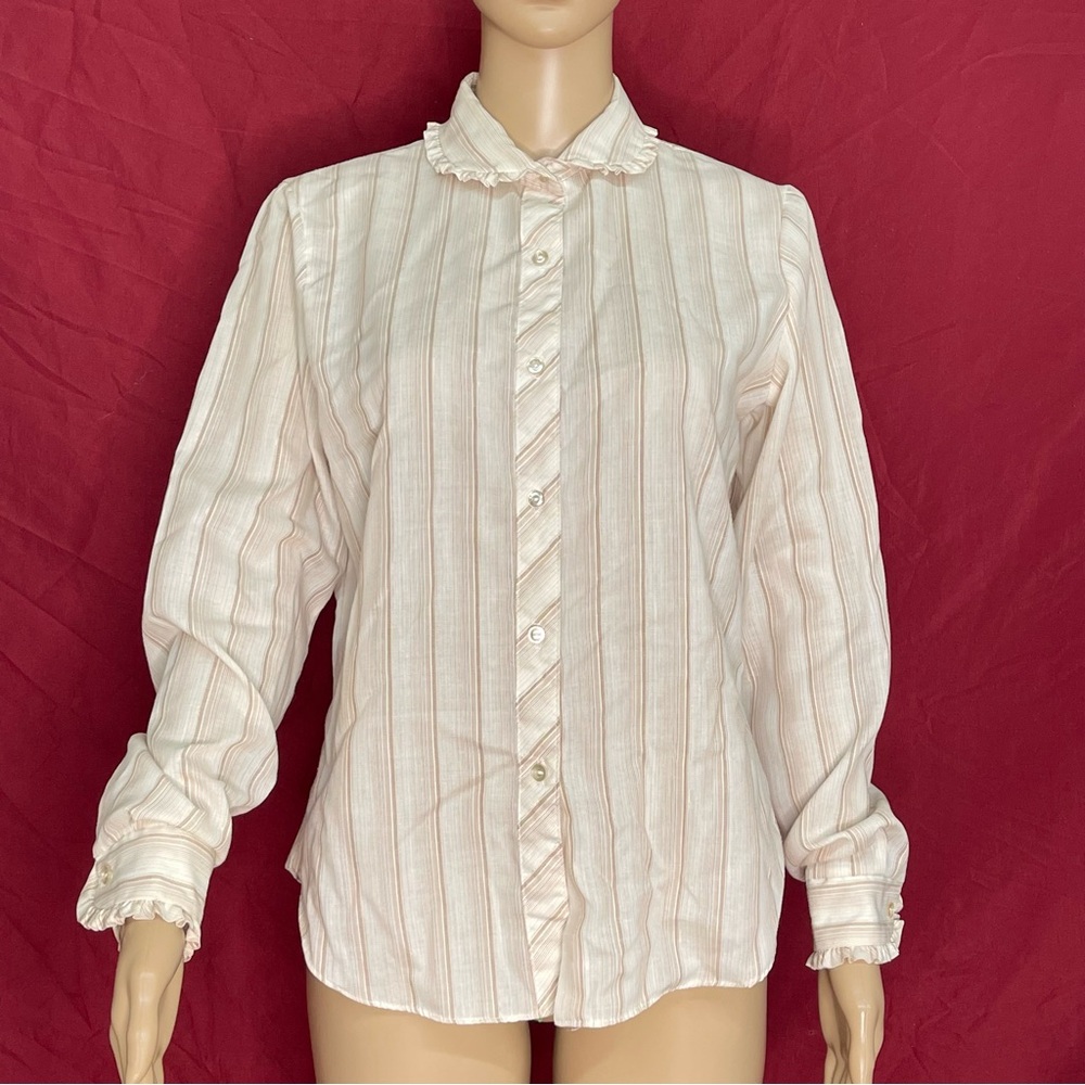 Vintage 1980s Cream Pinstripe Western Blouse – Women’s Size Small
